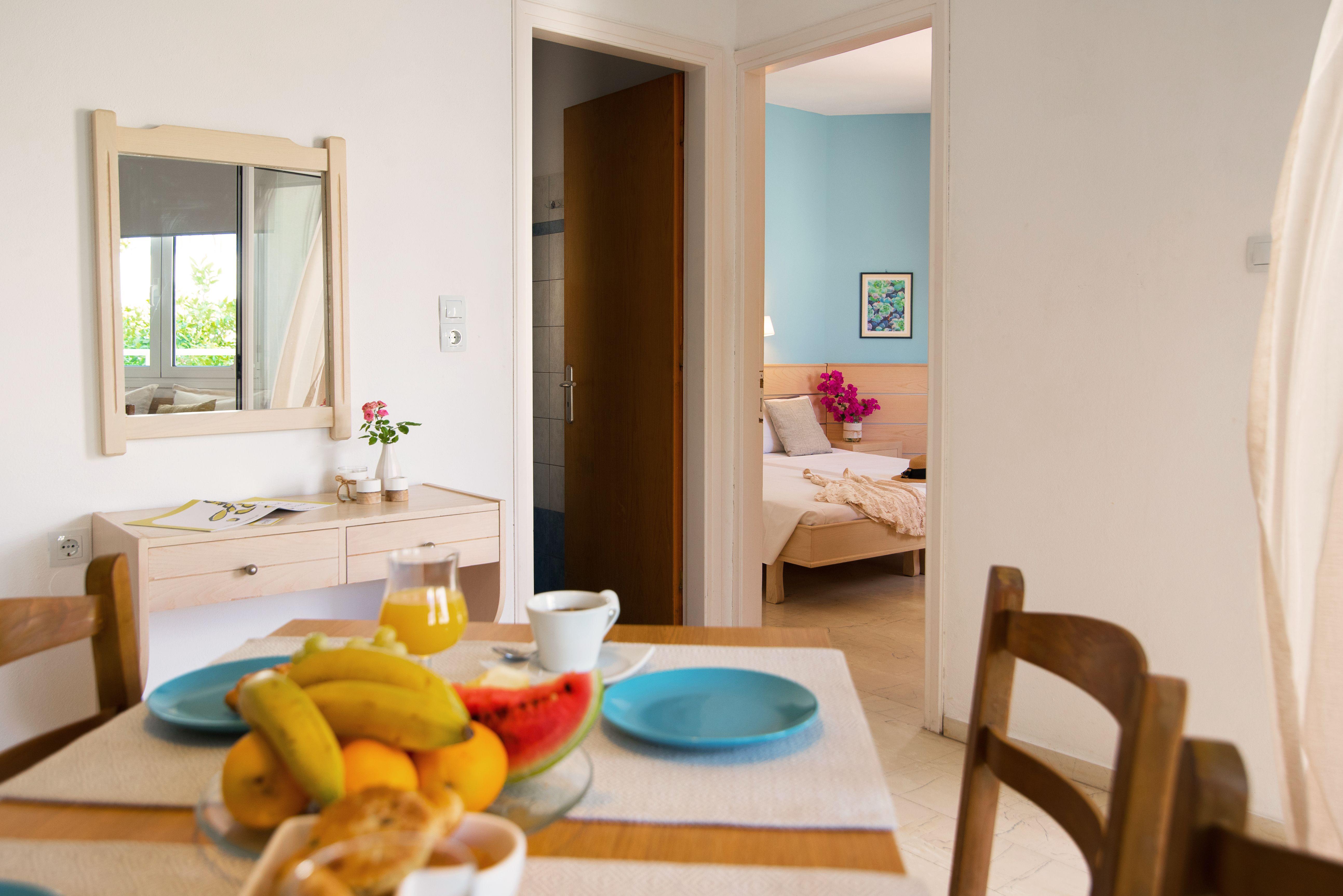 Melissa Apartments, Studios & Suites Malia Exteriör bild