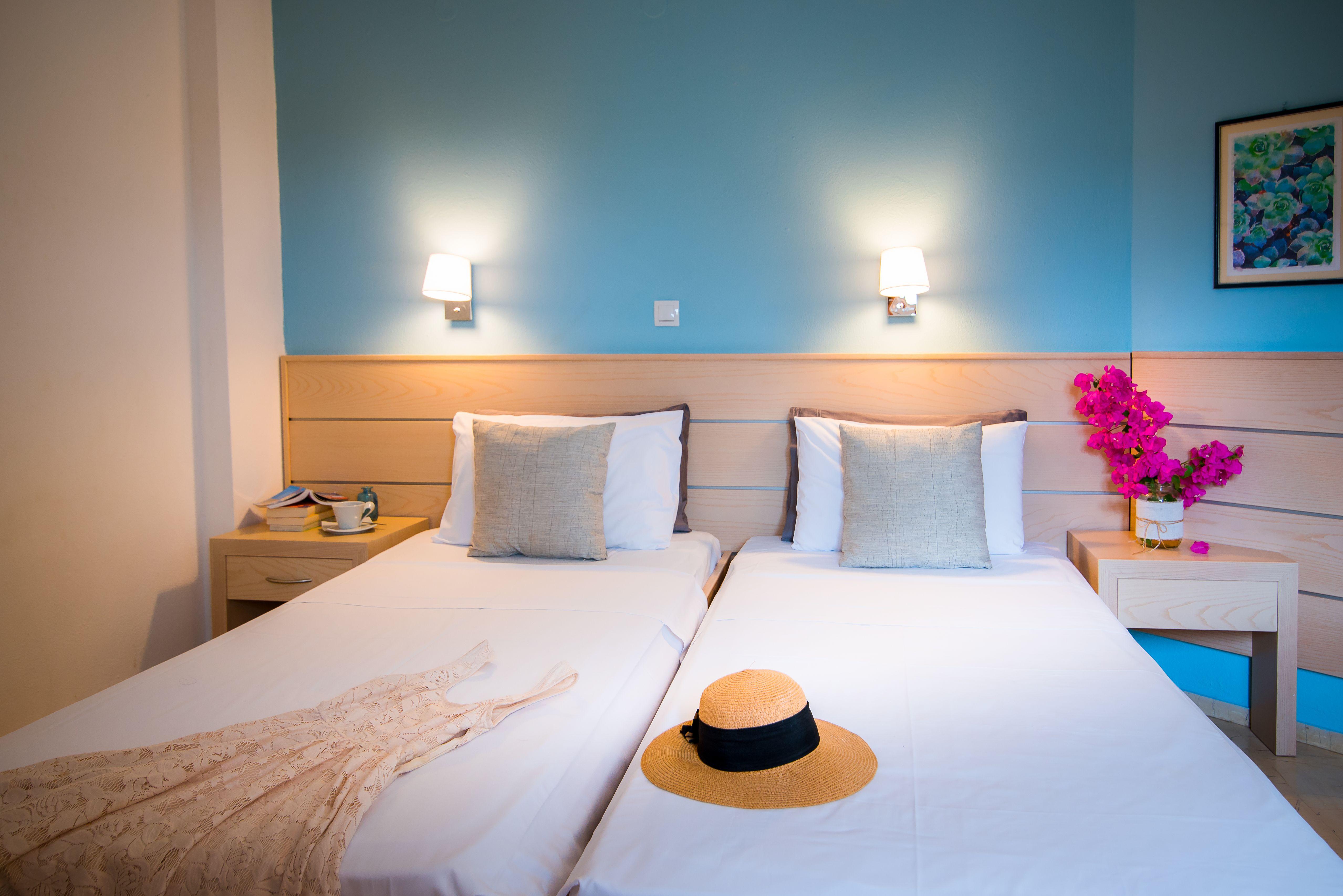 Melissa Apartments, Studios & Suites Malia Exteriör bild