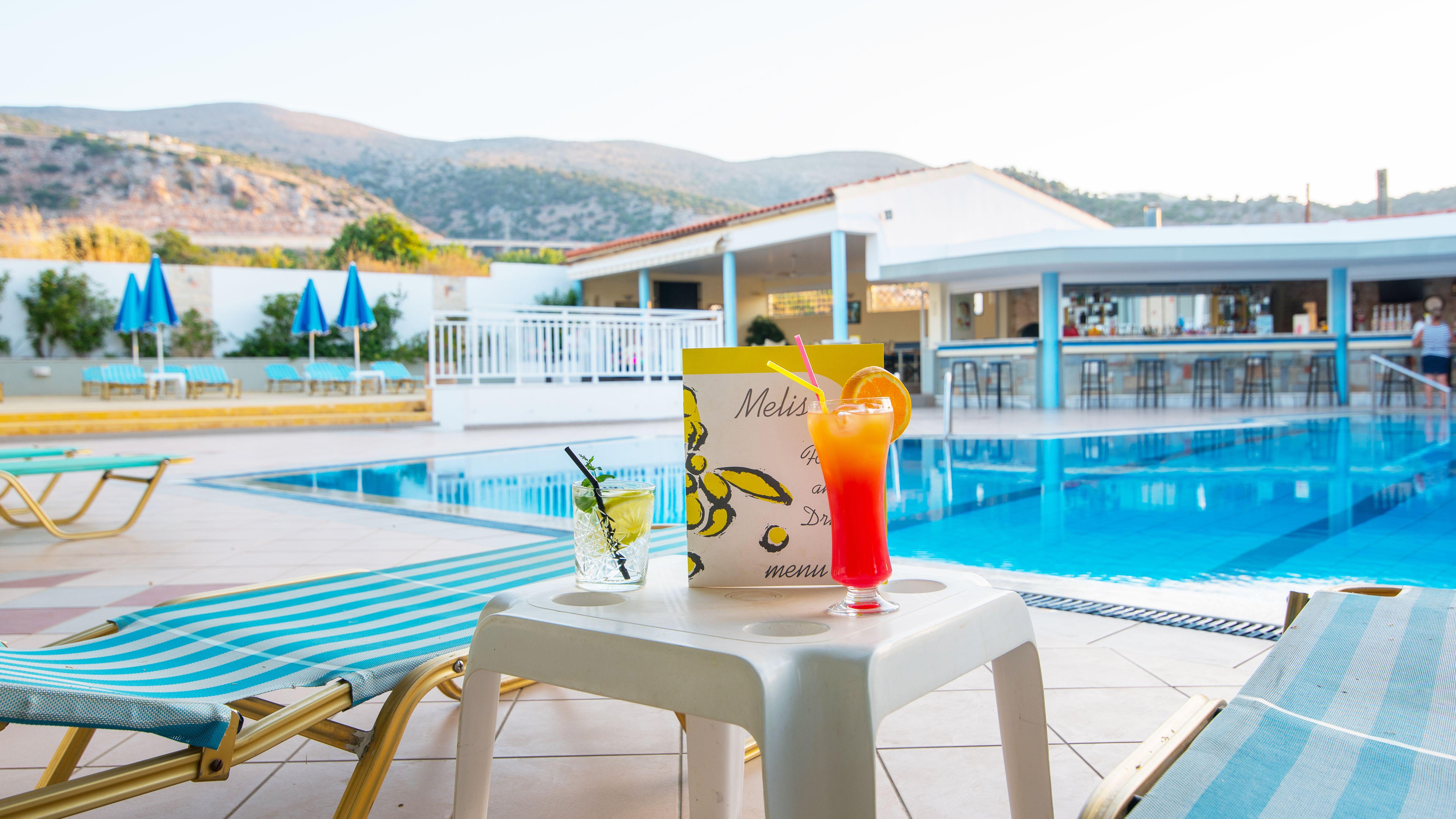 Melissa Apartments, Studios & Suites Malia Exteriör bild