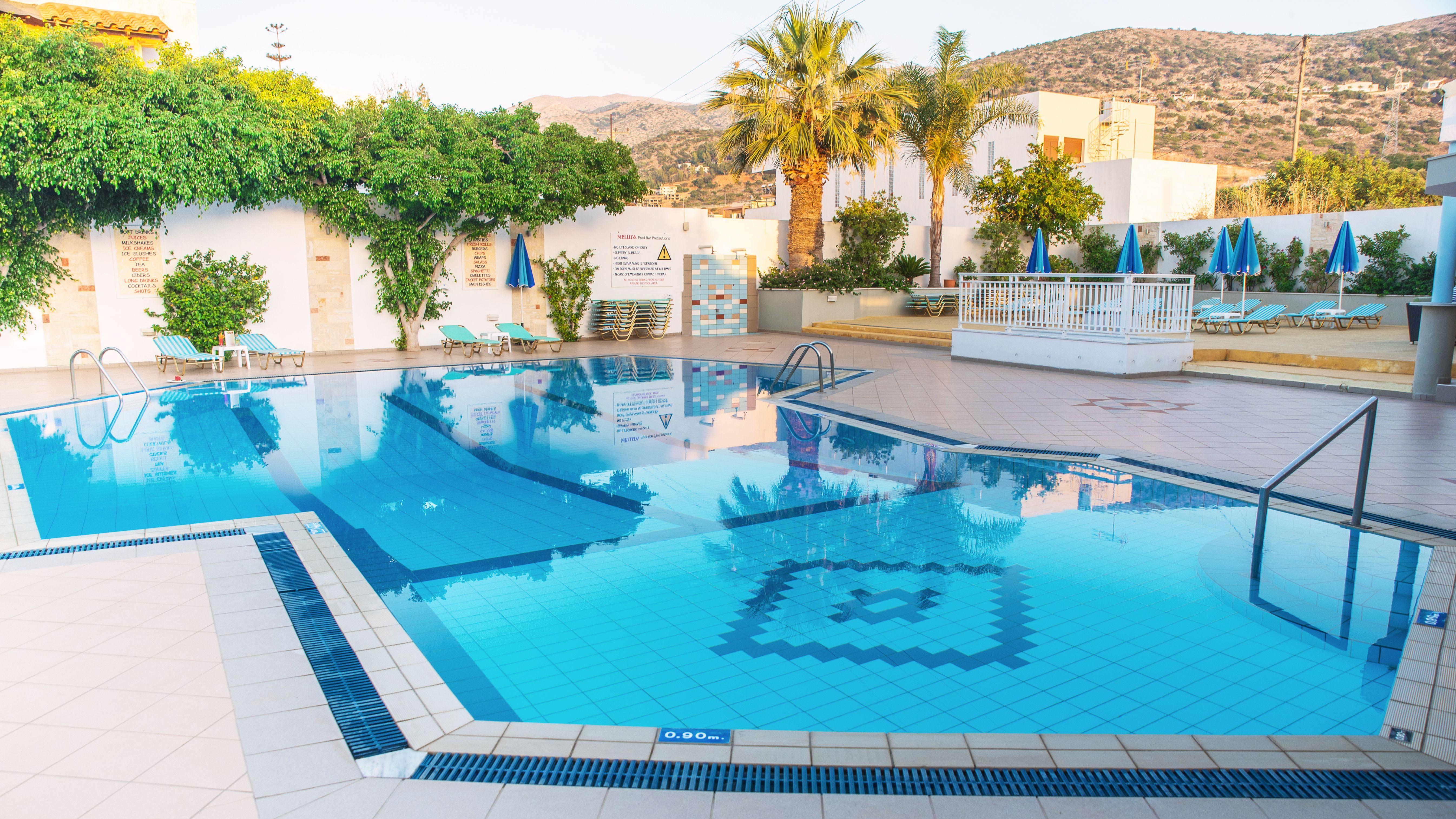 Melissa Apartments, Studios & Suites Malia Exteriör bild