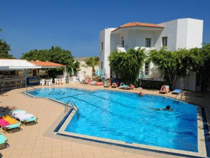 Melissa Apartments, Studios & Suites Malia Exteriör bild