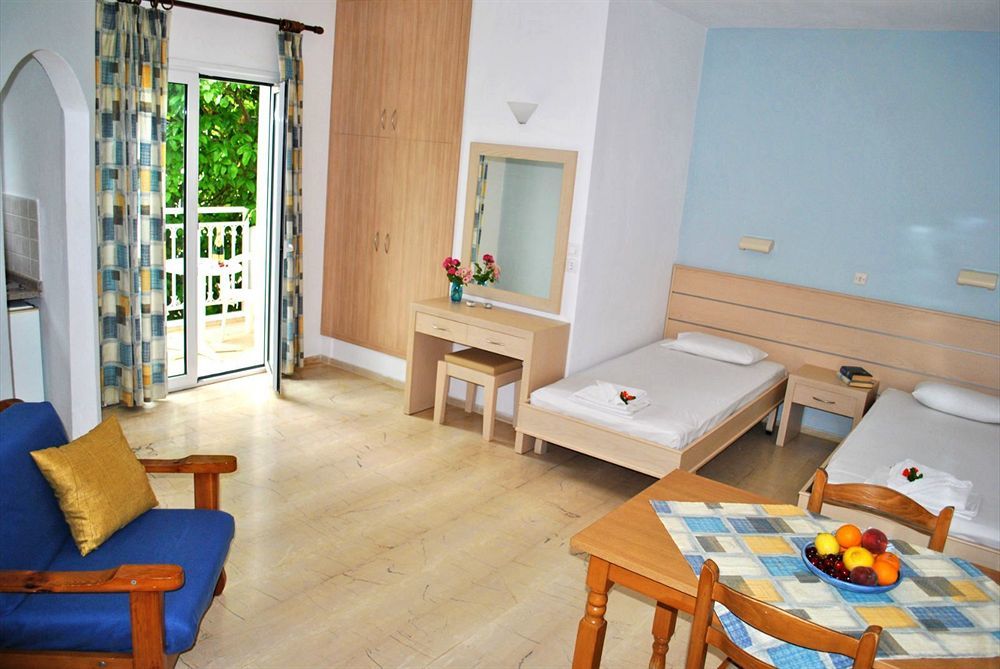 Melissa Apartments, Studios & Suites Malia Exteriör bild